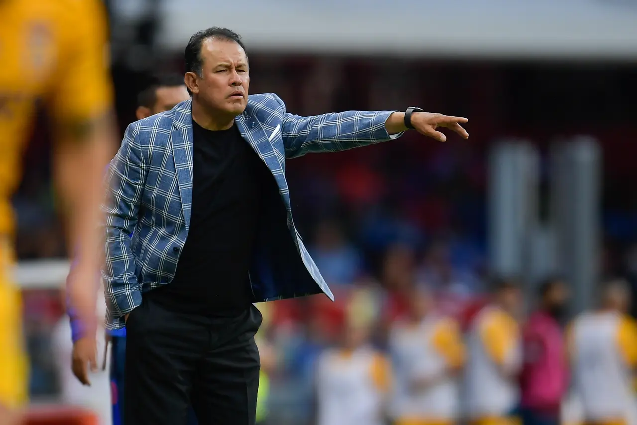Juan Reynoso Cruz Azul head coach during the game Cruz Azul vs Tigres UANL, corresponding to the first leg match of Quarterfinals, Torneo Clausura Grita Mexico C22