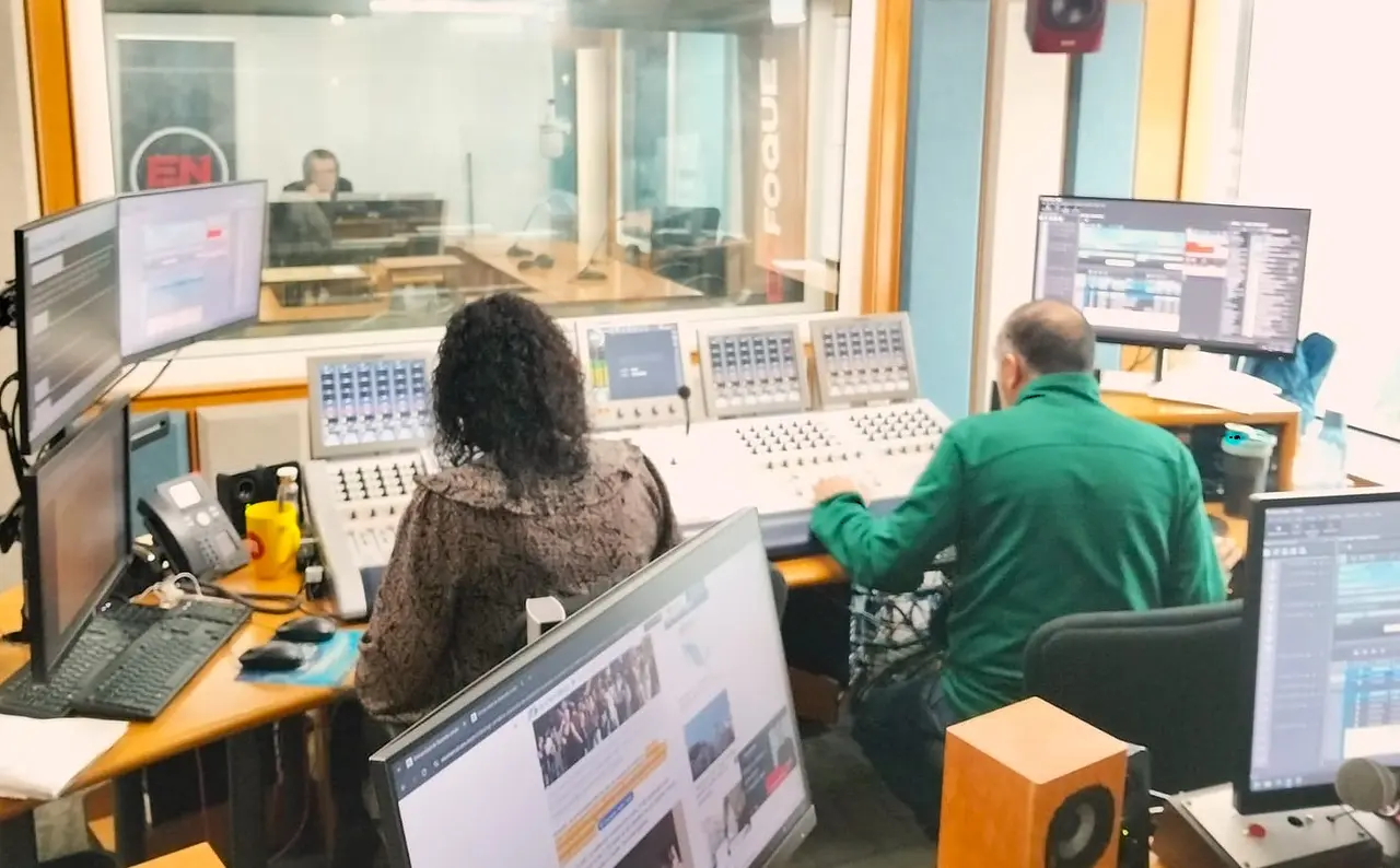 Cabina de la primera emisión de Enfoque