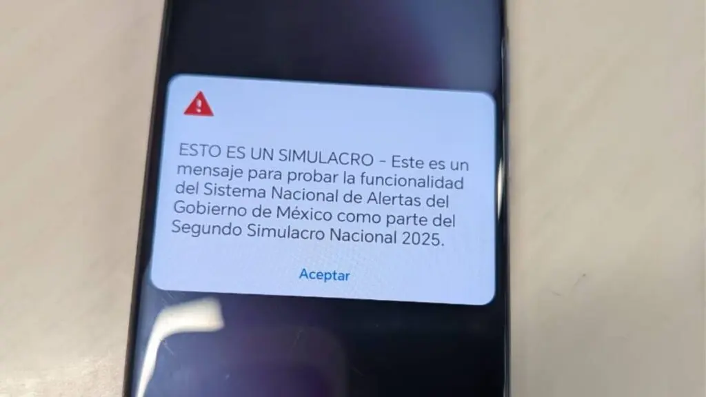 México prepara nuevas alertas celulares para emergencias