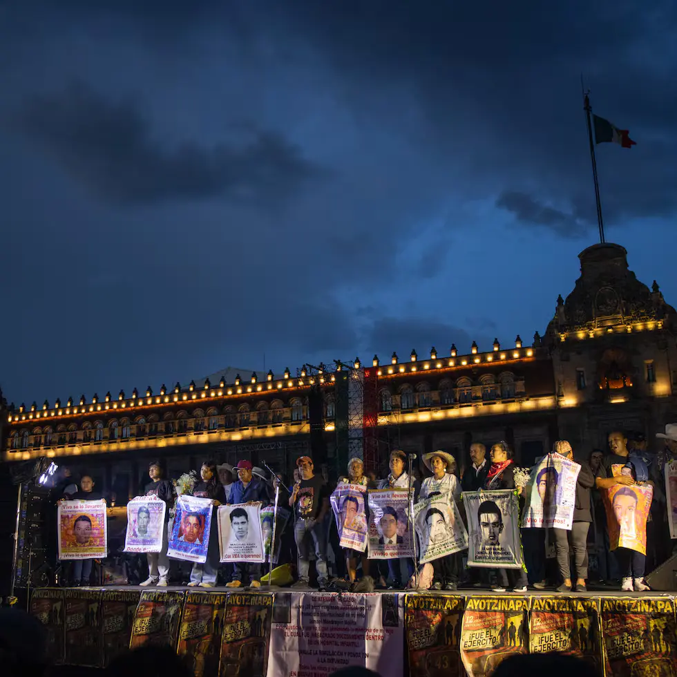 Padres de normalistas de Ayotzinapa 