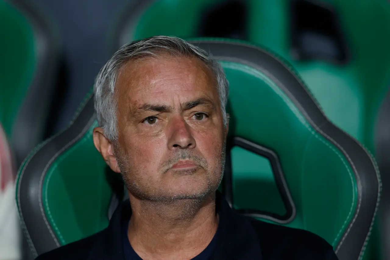 El entrenador del Real Madrid, José Mourinho, durante el encuentro correspondiente a la jornada 6 de LaLiga