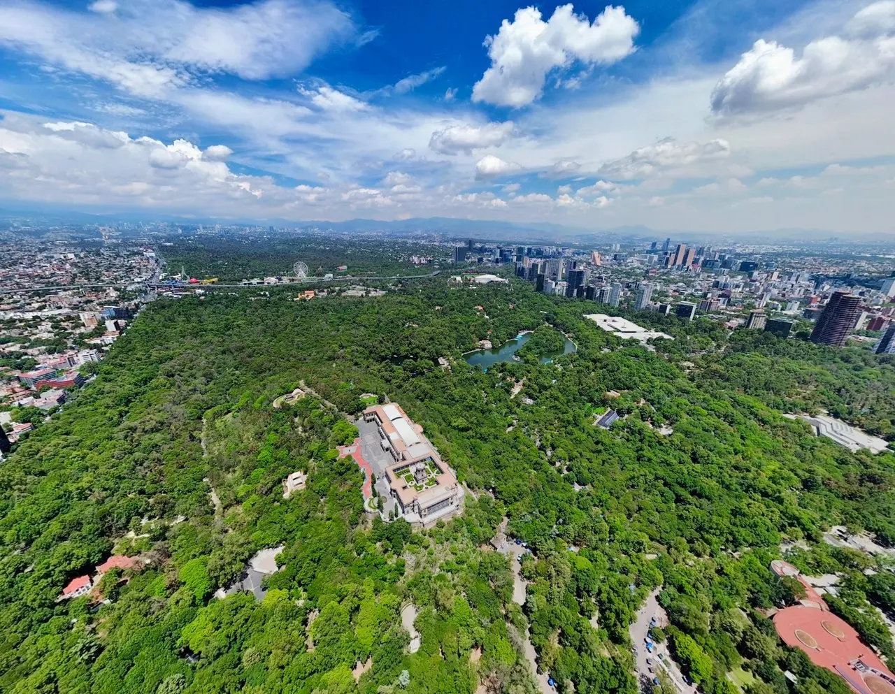 CDMX rechaza museo del Ejército en Chapultepec; buscan otra sede | FOTO X Bosque de Chapultepec