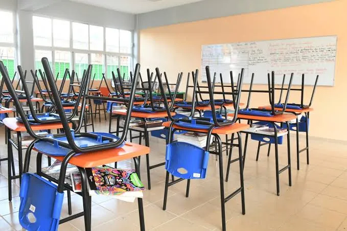 Suspensión de clases en 27 municipios de Yucatán por la tormenta tropical Isaías.