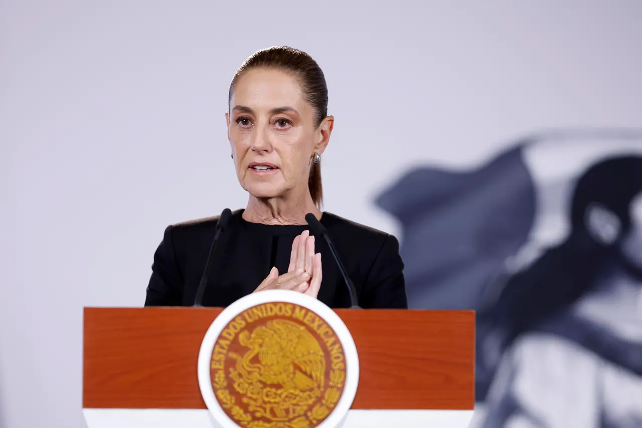 Claudia Sheinbaum durante conferencia de prensa en Palacio Nacional. EFE