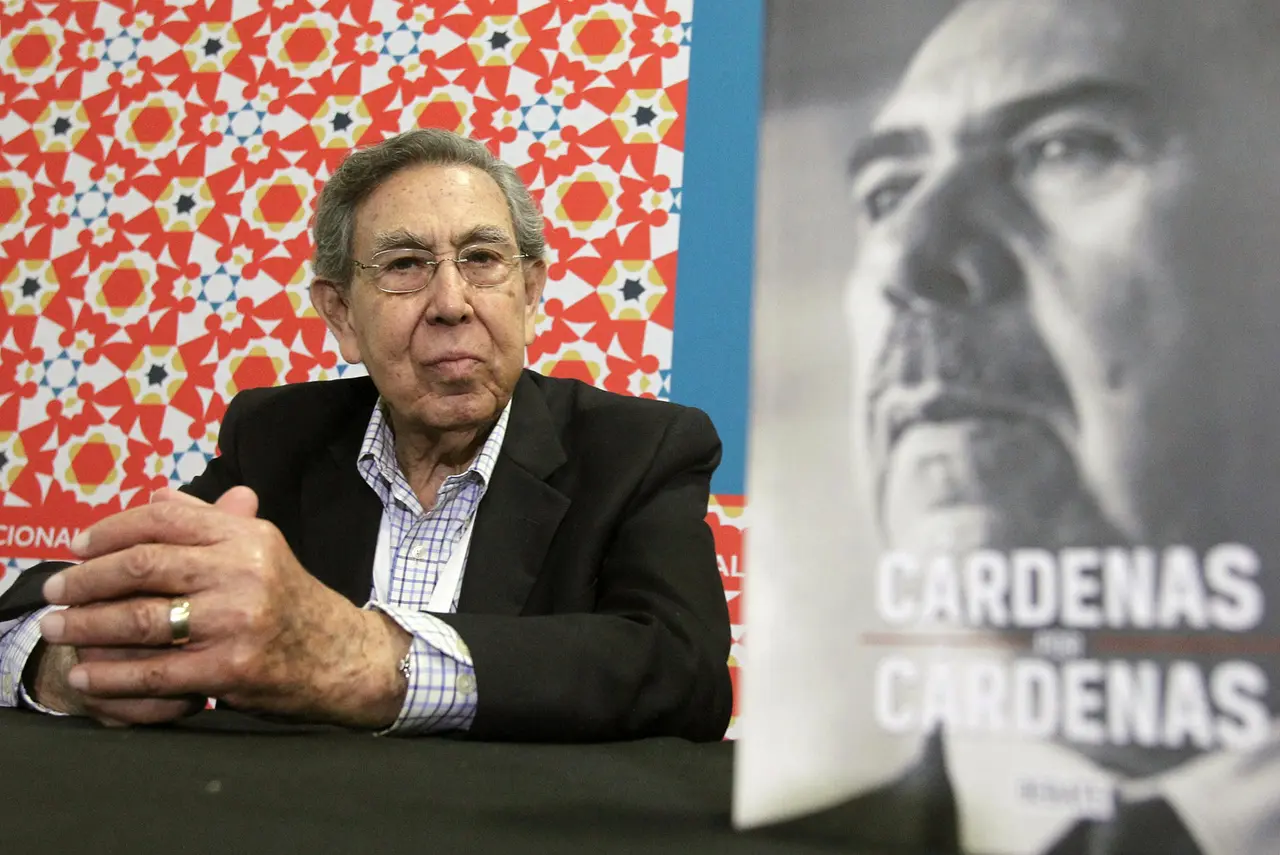 Con homenaje póstumo despiden a Cuauhtémoc Cárdenas en INE y Diputados | FOTO EFE 