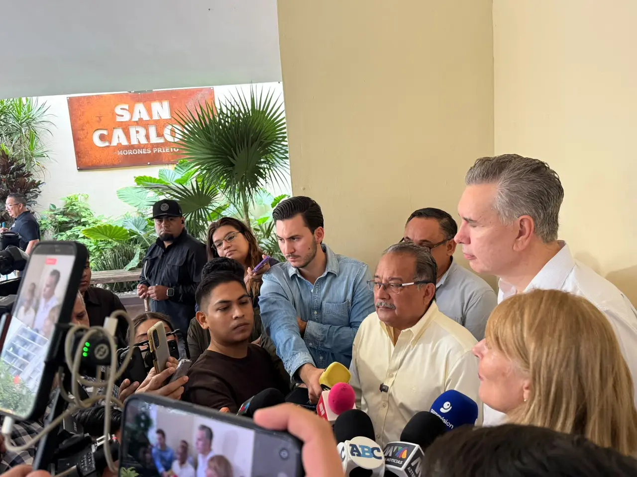 Aspirantes morenistas inconformes en Nuevo León