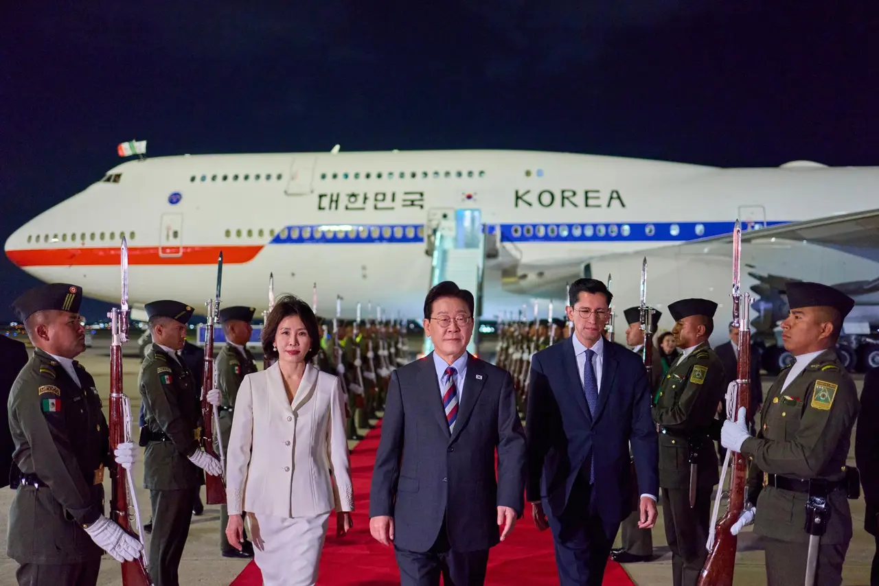 El presidente surcoreano Lee Jae-Myung llega a México para reunirse con Claudia Sheinbaum. EFE 