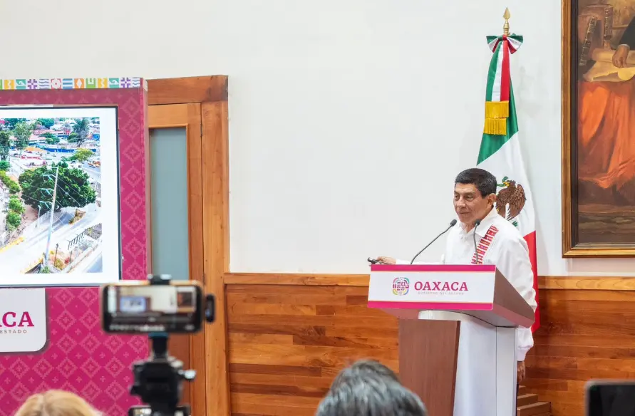 Denuncian ante FGR al gobernador de Oaxaca, Salomón Jara 