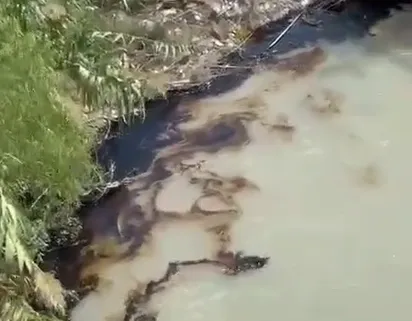 Derrame de combustible contamina Rio Pilón en Montemorelos, Nuevo León