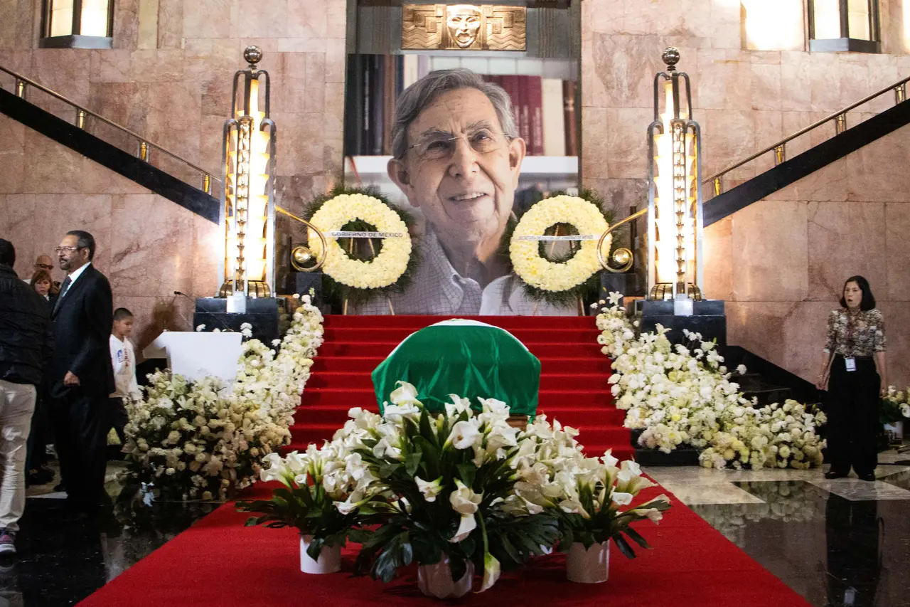 ¿Dónde descansarán los restos de Cuauhtémoc Cárdenas? | FOTO EFE 