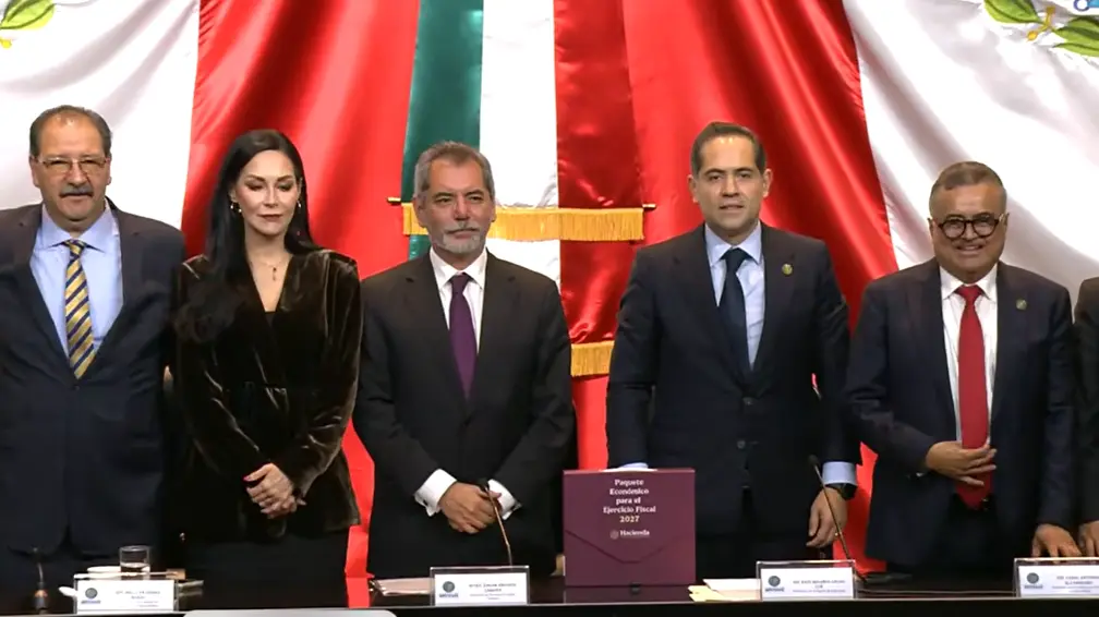 Entrega Hacienda paquete económico 2027 a la Cámara de Diputados 
