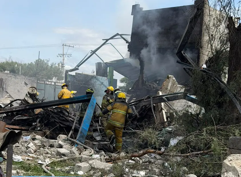 Explosión en Puebla deja dos heridos y tres viviendas afectadas