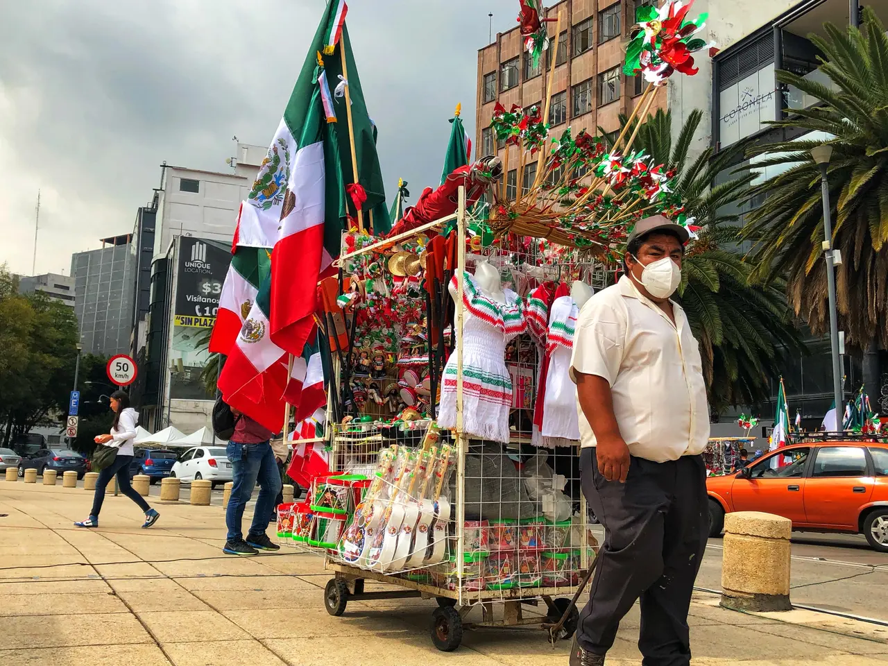 Fiestas patrias dejarán derrama económica de 39 mil 600 millones de pesos | FOTO JUAN JOSE ROSALES 