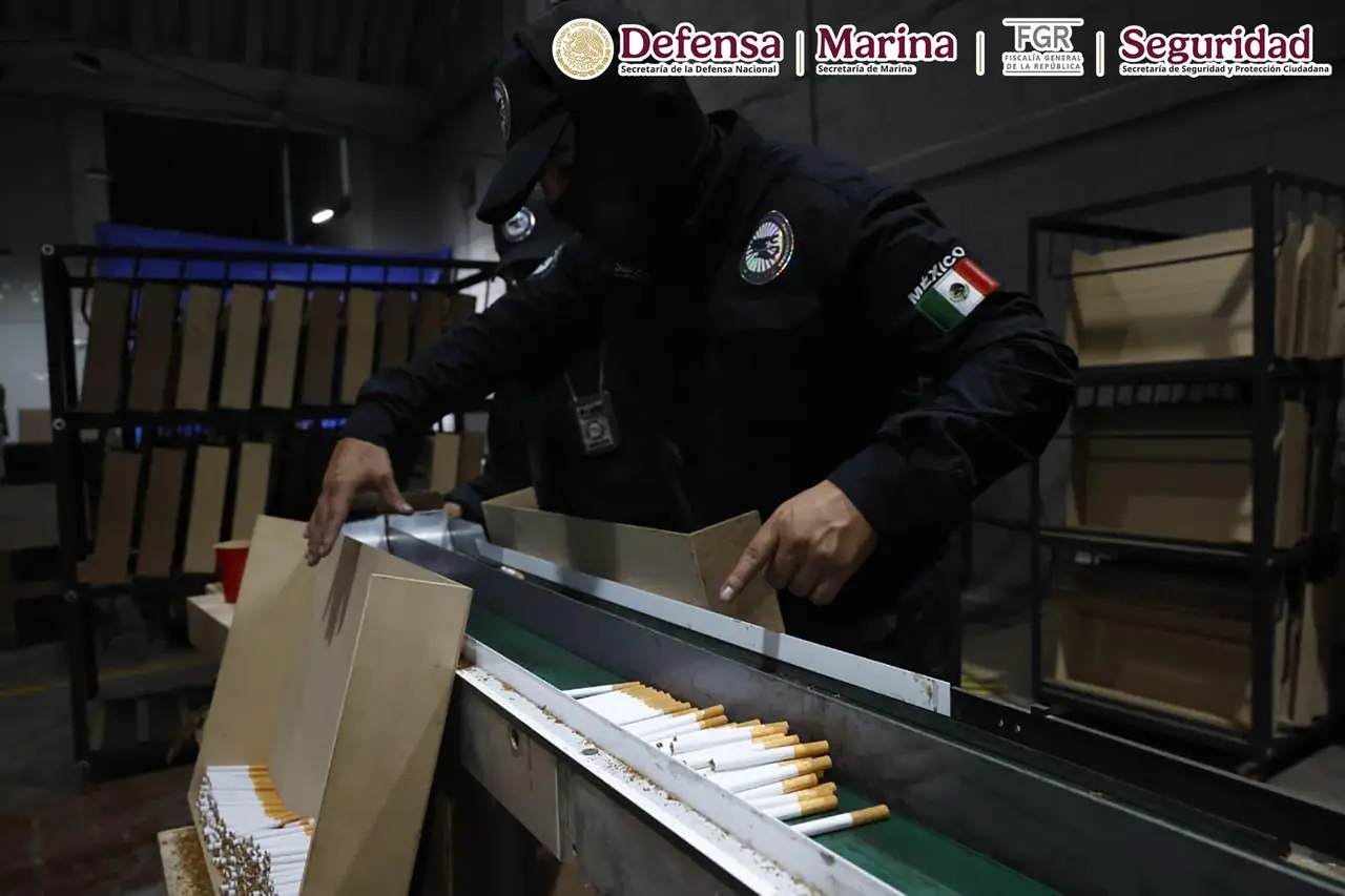 Fuerzas federales aseguran 60 toneladas de cigarros apócrifos en Huixquilucan