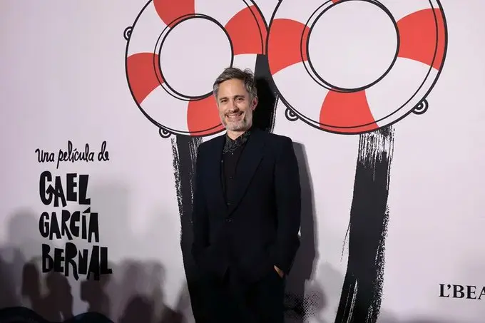 Gael García Bernal dirigirá y protagonizará Un hombre al agua en la clausura de la Seminci de Valladolid