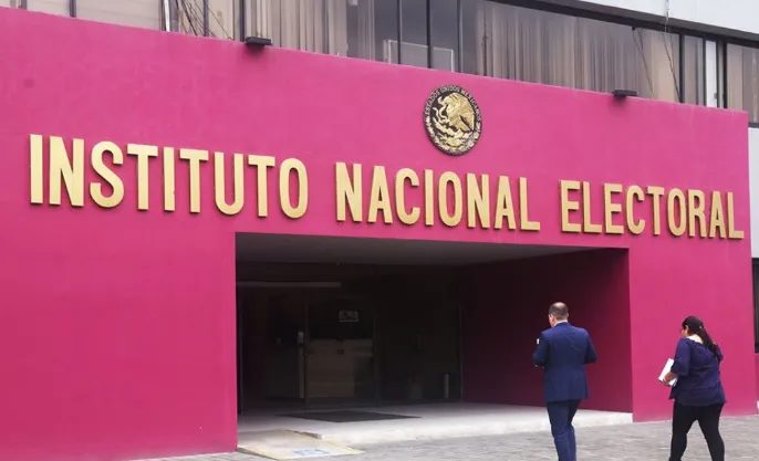 INE recoge propuestas para garantizar el voto accesible de personas con discapacidad visual