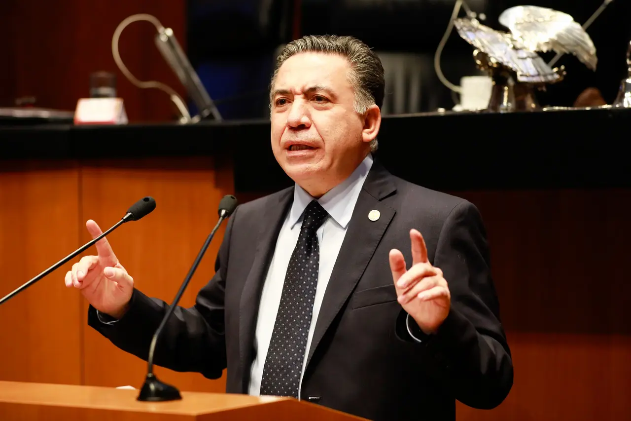 Senado prepara relevo en Comisión de Estudios Legislativos