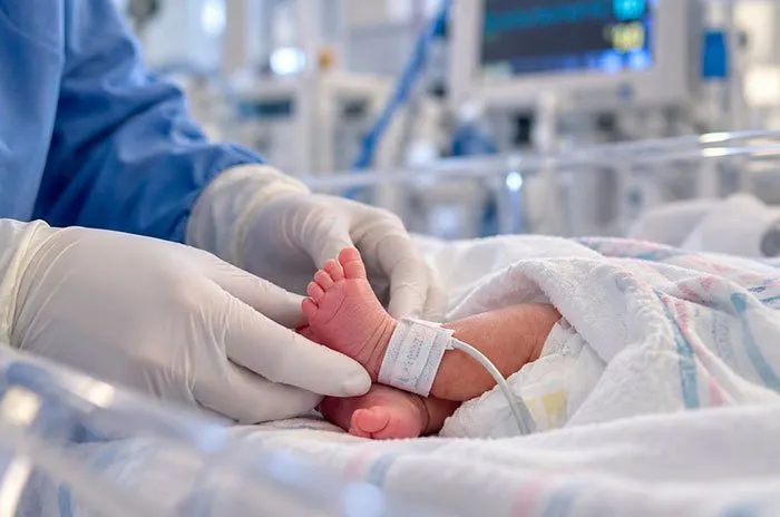 Unidad de Cuidados Intensivos Neonatales del IMSS donde autoridades investigan la muerte de ocho recién nacidos en Jalisco.