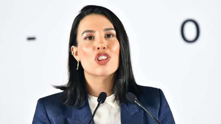 Josefina Rodríguez Zamora, secretaria de Turismo, destaca la reforma a la Ley General de Turismo para fortalecer la protección de niñas, niños y adolescentes.