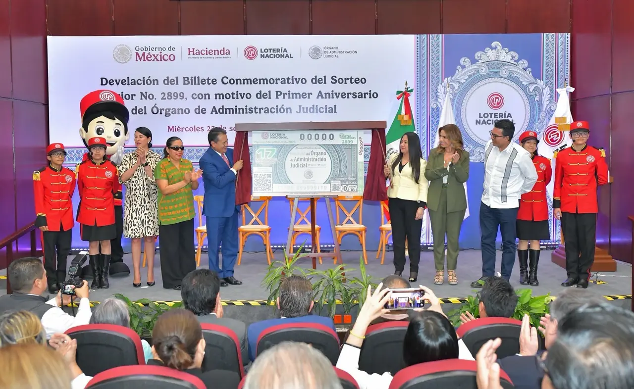 Lotería Nacional devela billete conmemorativo por el primer aniversario del Órgano de Administración Judicial