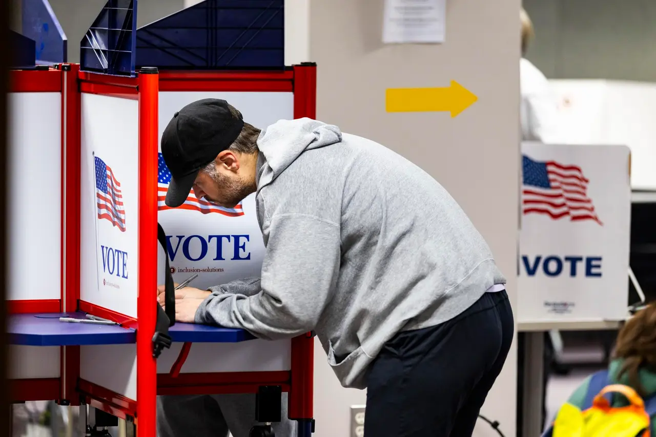 Más de 51 millones de estadounidenses ya votaron en las elecciones de medio mandato | FOTO EFE 