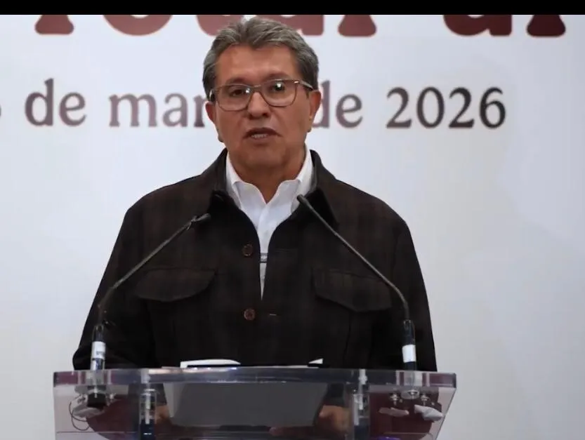 Ricardo Monreal Ávila participando en la presentación editorial del TEPJF en San Lázaro