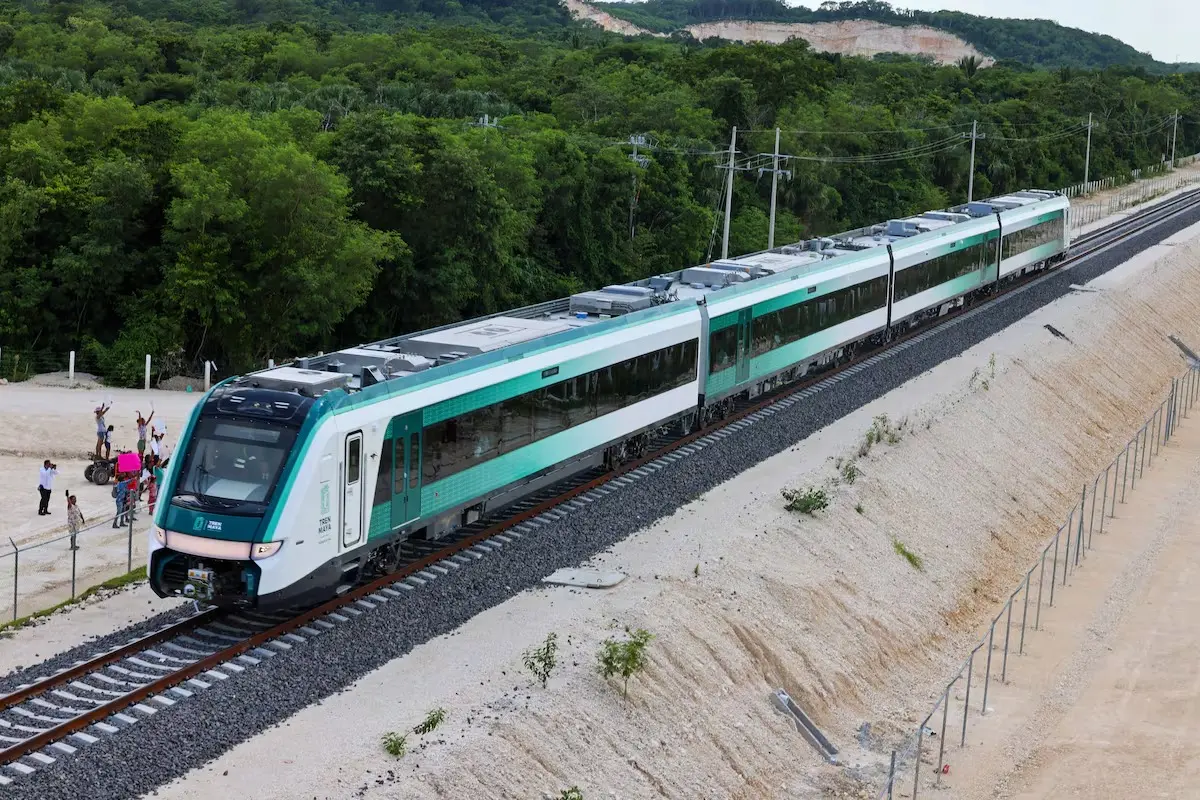 Reportan que falla mecánica deja varado al Tren Maya en Escárcega | IMAGEN INTERNET 