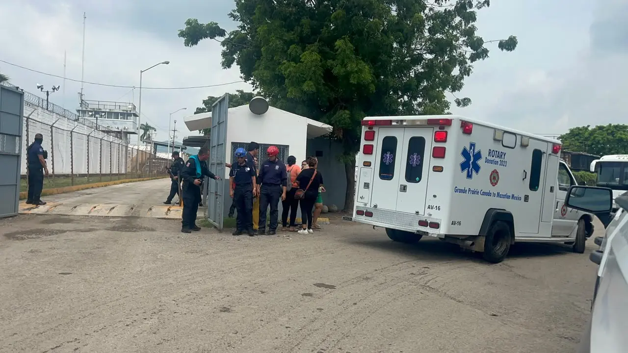 Reportan seis muertos y 15 heridos tras motín en penal El Castillo de Mazatlán 