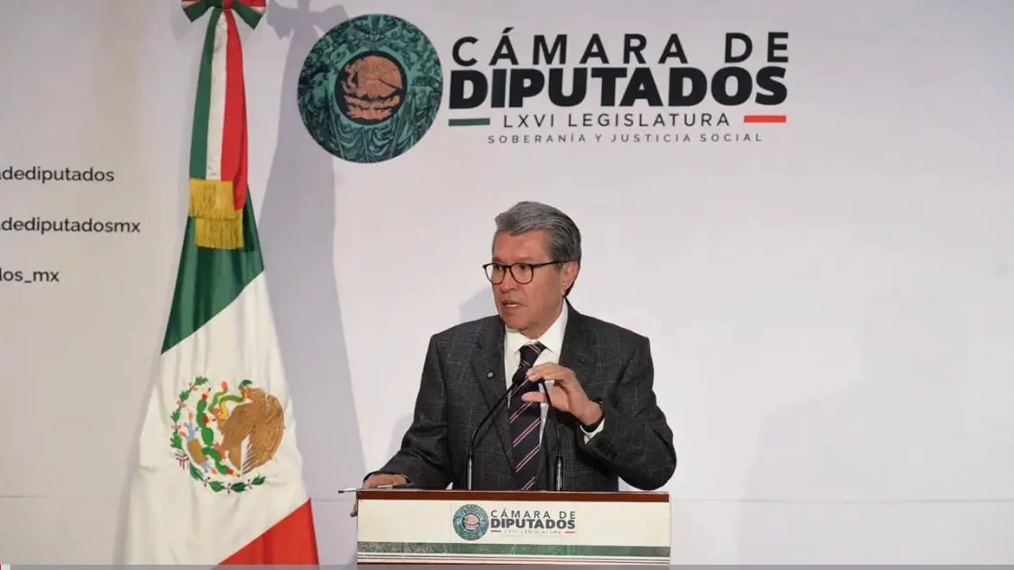 Ricardo Monreal, coordinador de Morena en la Cámara de Diputados, durante una conferencia de prensa