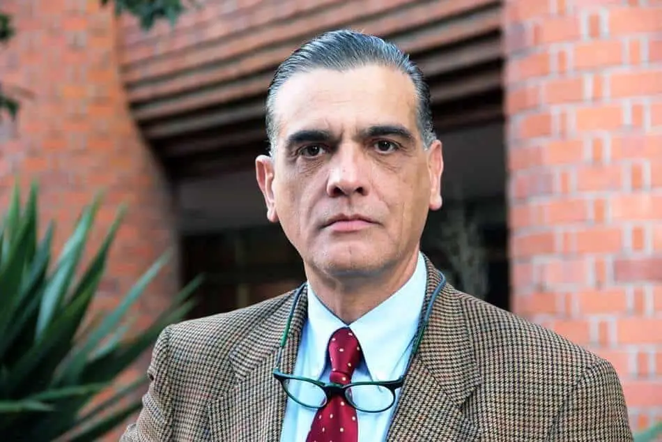 Santiago Corcuera explica el procedimiento que podría derivar en asistencia técnica y forense internacional para el gobierno mexicano.