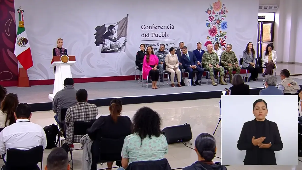 Claudia Sheinbaum y Libia Dennise durante reunión de seguridad en Guanajuato