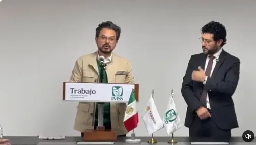 Zoé Robledo, director general del IMSS, durante un anuncio sobre la propuesta de incremento salarial para los trabajadores del instituto.