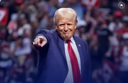Donald Trump durante un acto político en Estados Unidos, en el contexto de su gira electoral y del descontento de agricultores por los aranceles y la inflación.