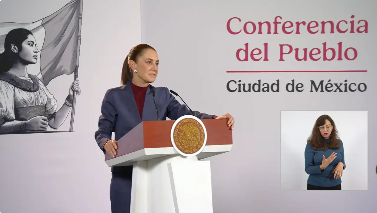 Claudia Sheinbaum durante una declaración sobre la auditoría de contratos del Instituto Nacional Electoral y la transparencia en las instituciones públicas.
