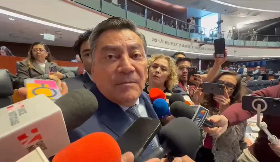 Óscar Cantón Zetina, senador de Morena, durante declaraciones sobre la necesidad de reformar la Ley del Seguro Social para modificar de manera definitiva la Modalidad 40 del IMSS.