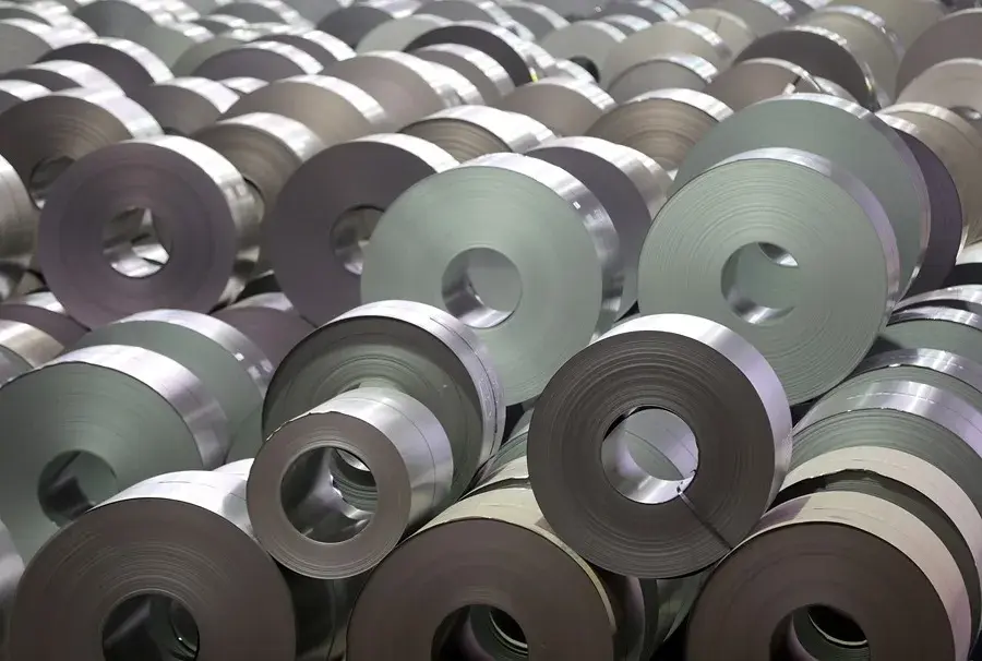 Secretaría de Economía pone en marcha monitores de comercio de acero y aluminio | FOTO EFE 