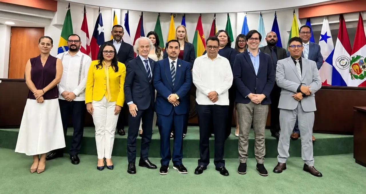 TEPJF aborda desafíos de la inteligencia artificial en función electoral