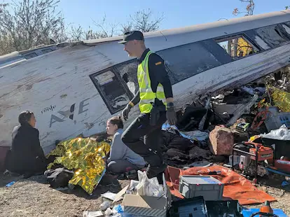 Embajada de México en España brinda asistencia consular a familiares del mexicano desaparecido tras el accidente ocurrido en Urda, Toledo.