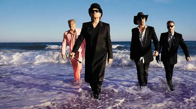 Portada conceptual del álbum “Carnaval de Luz” de U2.